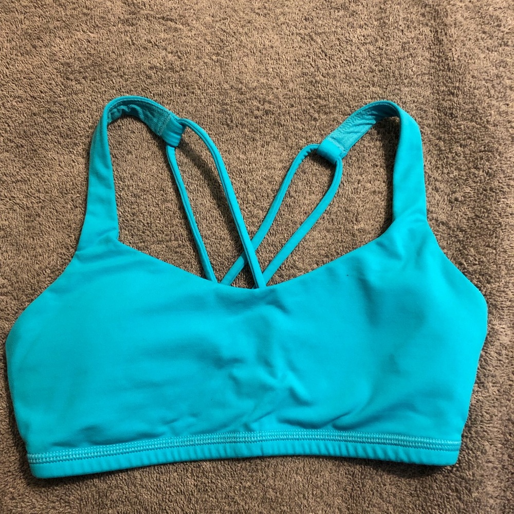 Lululemon Free to Be Bra / Blue - Size 2